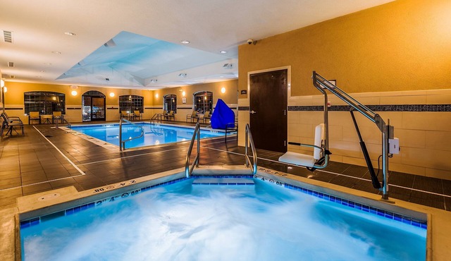 Equipped King Suite Near Downtown | Free Daily Breakfast + Indoor Pool in Bismarck