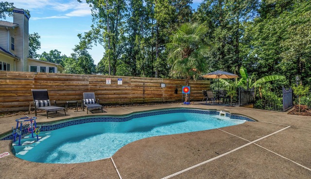 Exclusive Lake Lanier Escape w/Pool & Dock
