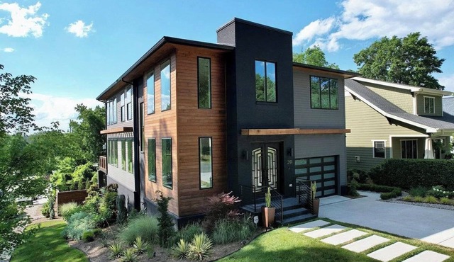 Experience Maison NoDa: Walkable + Uptown Skyline Views w/Gym! Sleeps 14