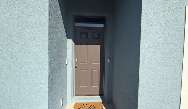 Experience Orlando Magic at Tana: Your Lakeview Oasis minutes from Disney!