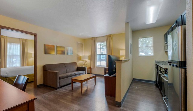Extended Stay America Suites Chicago Elgin West Dundee in West Dundee
