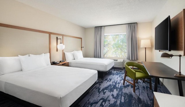 Fairfield by Marriott Inn & Suites Orlando at Millenia