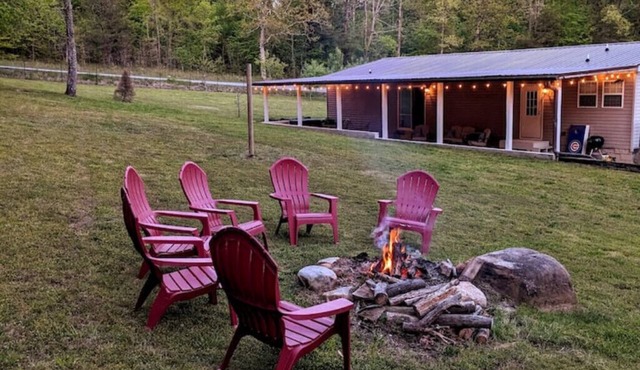 Fall Creek Falls Hillside Getaway