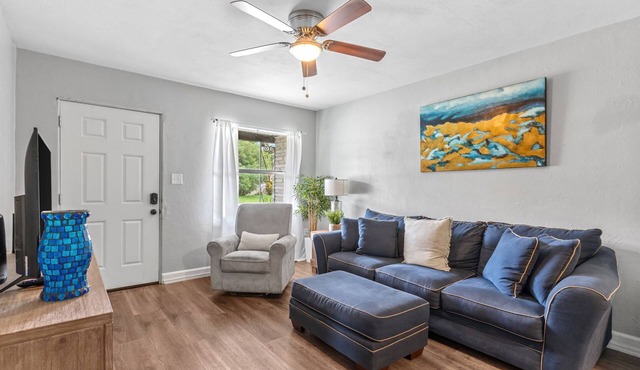 Family Haven Retreat | Near Legoland & Downtown