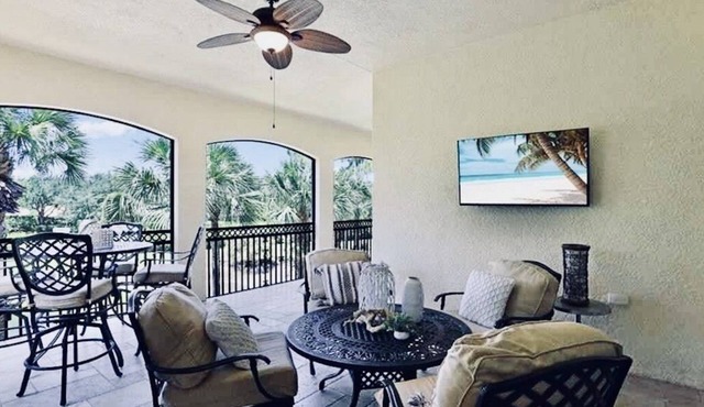 Fiddlers Creek Naples Montreux - 3 bd w huge lanai, water views, gated.
