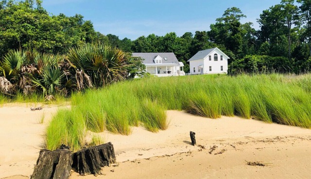 Fisher Point Cottage on the Nuese River