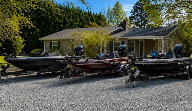 Fishing & Family Retreat | Boat Parking for 3