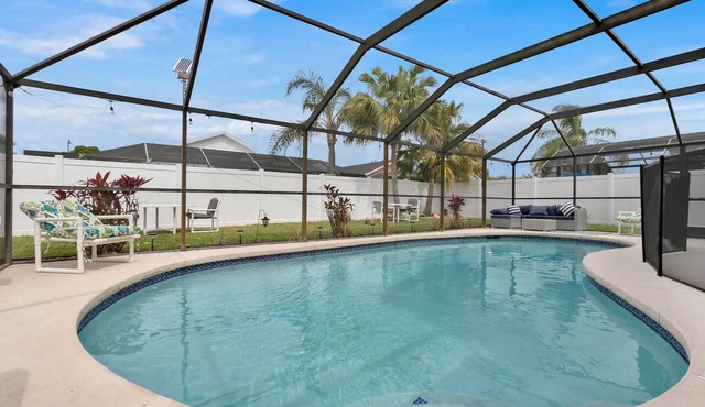 Florida Vacation Home by Parks!