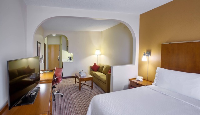 Four Points by Sheraton Charlotte - Pineville