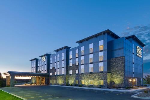 Four Points by Sheraton Williston in Williston