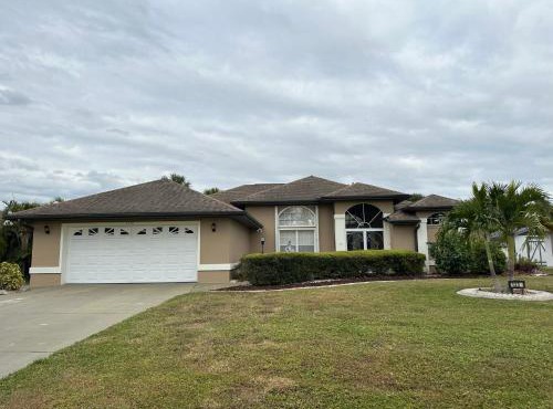 Freshwater Canal Pool Home