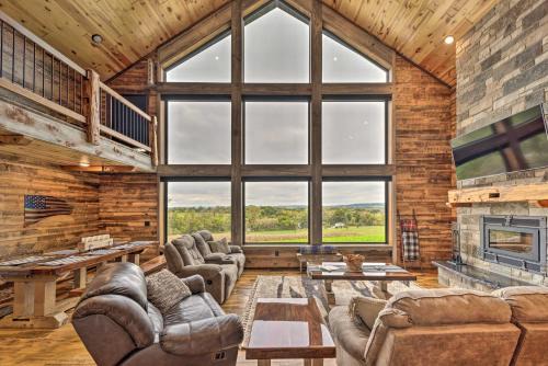 Galena Cabin w/Wraparound Porch & Game Room! in Galena