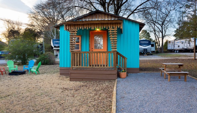 Glamping Cabin 3 - Cozy Retreat