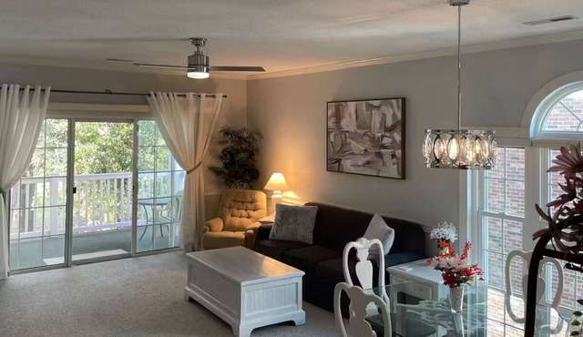 Golf/Beach Retreat in Charming 2-bedroom Condo in Delightful Myrtle Beach