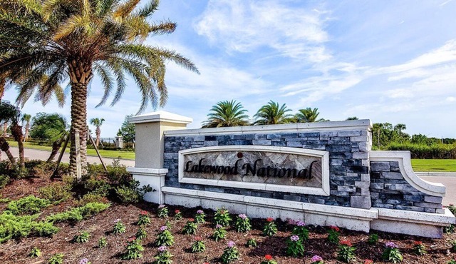 Gorgeous Condo w/golf course views at Lakewood National