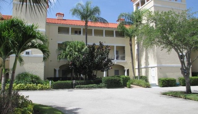 Grand Harbor Condo, Harmony Circle - Direct Golf Course View on the 1st Floor