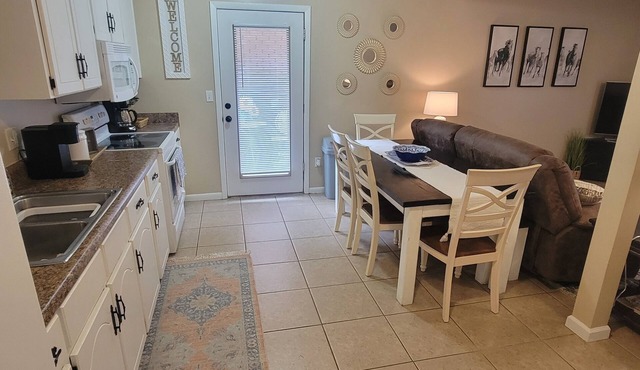 Great Dothan location near shopping and airport in Dothan