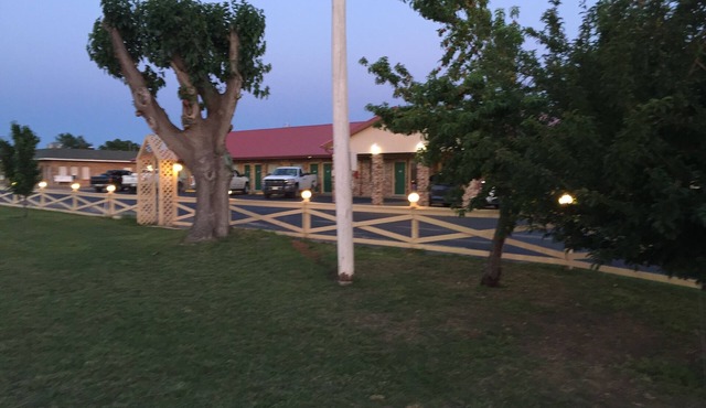 Green Bird Inn in Vernon