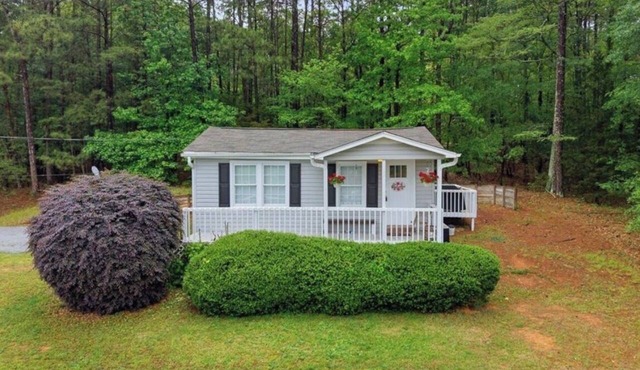 Green Pond Cottage