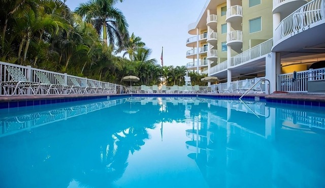 Gulf Coast Condo Retreat | Walk to Beach & Local Dining l 3 Units of 2BR Suites