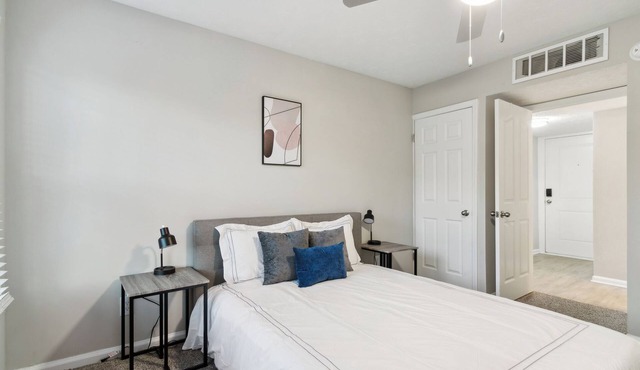 Halsten at Vinings 3214 Spacious 1 Bed 1 Bath in Atlanta