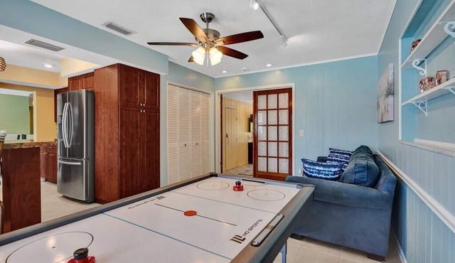 Heated Pool-Waterfront 4BD Villa: Deck&BBQ