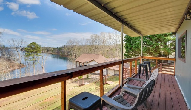 Hike & Fish: Lake Keowee Retreat w/Shared Dock!