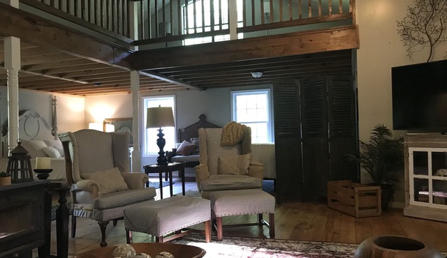 Hillside Loft at Window Cliff Valley at Burgess Falls