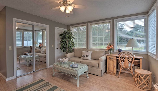 Hilton Head Waterfront Golf Getaway: Pet Friendly!