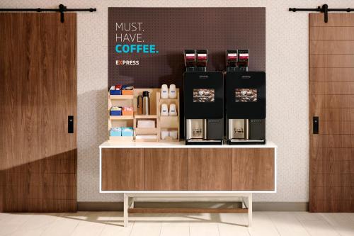 Holiday Inn Express Hotel & Suites Ft. Lauderdale-Plantation by IHG