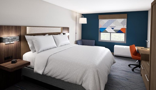 Holiday Inn Express & Suites Ormond Beach - North Daytona by IHG