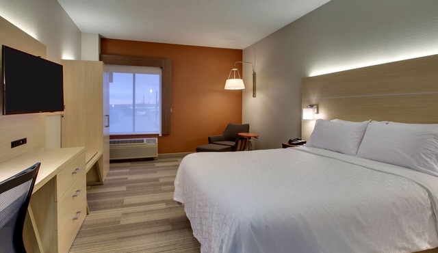 Holiday Inn Express & Suites - Interstate 380 at 33rd Avenue by IHG in Cedar Rapids