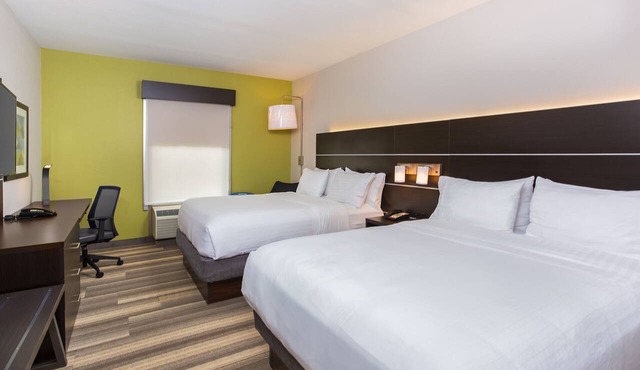 Holiday Inn Express & Suites Morristown by IHG
