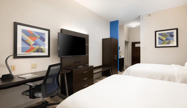 Holiday Inn Express & Suites Chattanooga-Hixson by IHG