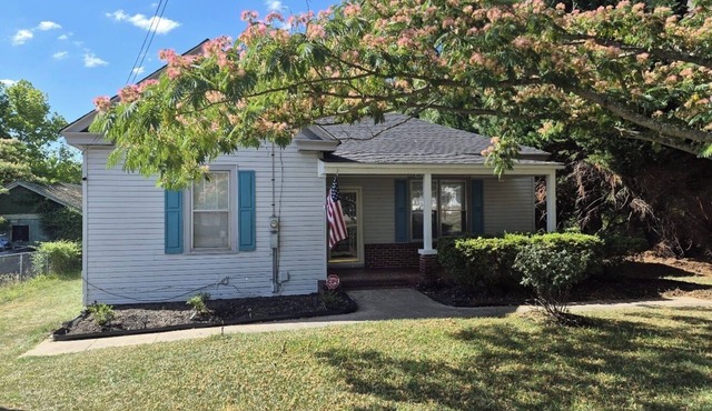 Home in walking distance to downtown Littleton