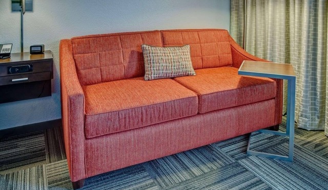 Ideal Room for Exploring Memphis Landmarks & Cultural Sites Nearby in Southaven