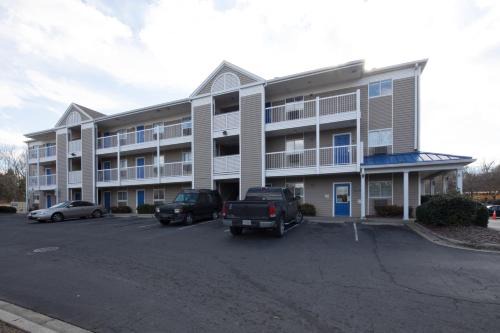 InTown Suites Extended Stay Charlotte NC - Airport in Charlotte