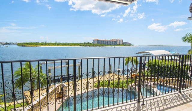 Isles Of Capri & Marco Island area! Live Like Royalty In The 10,000 Islands -