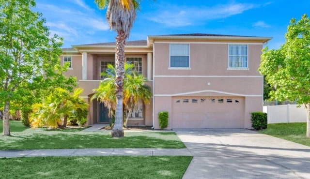 Jasmine Trace Large Pool Home