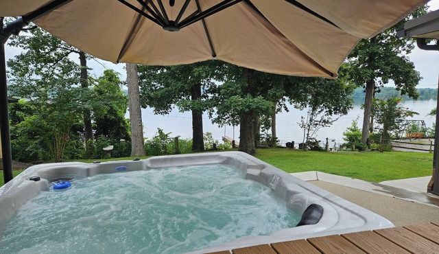 Kentucky Lake Getaway w/Boat Launch & Dock!