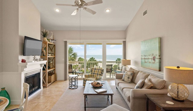 King & Prince Oceanfront South Villa with Beach and Resort Amenities