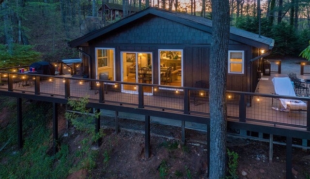 Lake Burton cottage with hot tub, lake views, and 3 bedrooms.