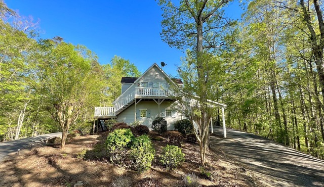 Lake Keowee Access -- Hiker's Delight -- Clemson -- Downtown Greenville