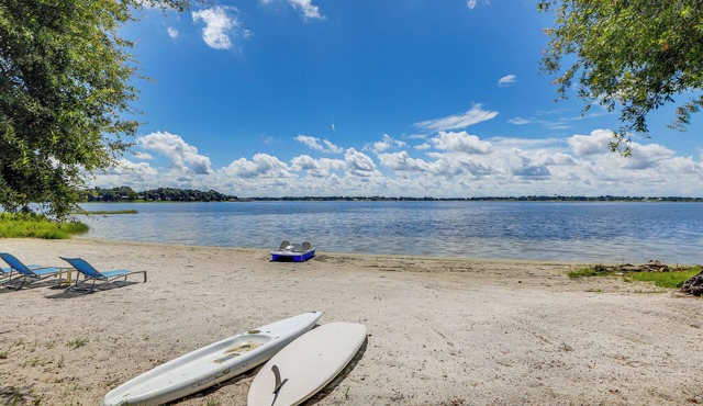Lakefront Frostproof Vacation Rental w/ Beach!