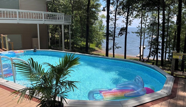 Lakefront Getaway, Pool, Pickleball, Dock in Murray