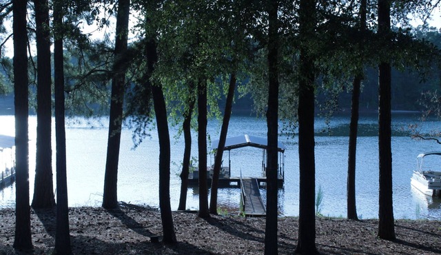 Lakefront Property Getaway With Dock And Ramp, Near Clemson