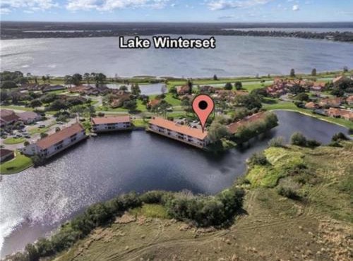 Lakefront Retreat in Winterset