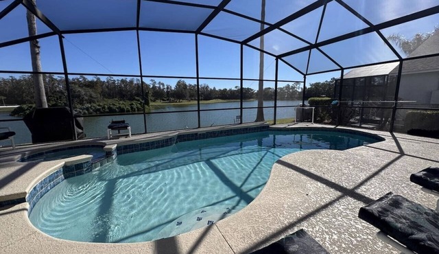 Lakeside at Lake Berkley close to Disney