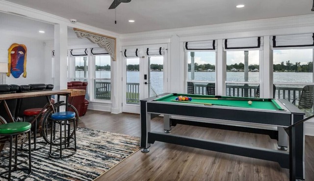 Lakeside Villa | Luxury & Leisure at FR
