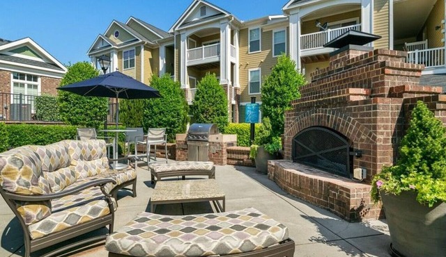 Landing at Hawthorne at the Greene - 1 Bedroom in Bradfield Farms